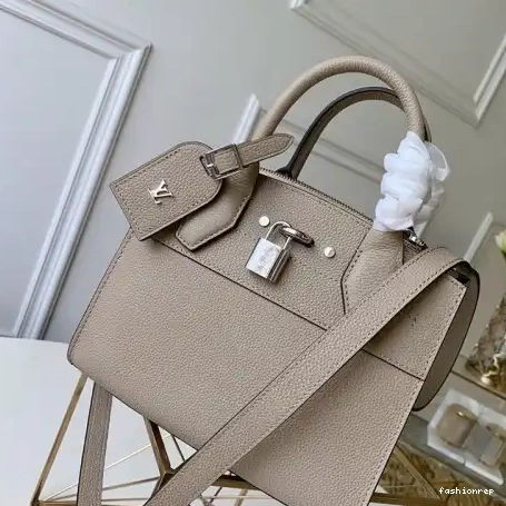 Fashionrepsfam ru 1906BL0086 LV Bags 0630